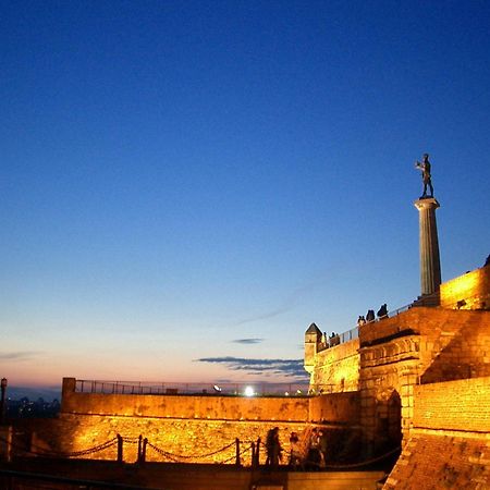 Cozy & Fully Equipped Studio In The Heart Of Downtown And Next To Kalemegdan Белград Екстериор снимка